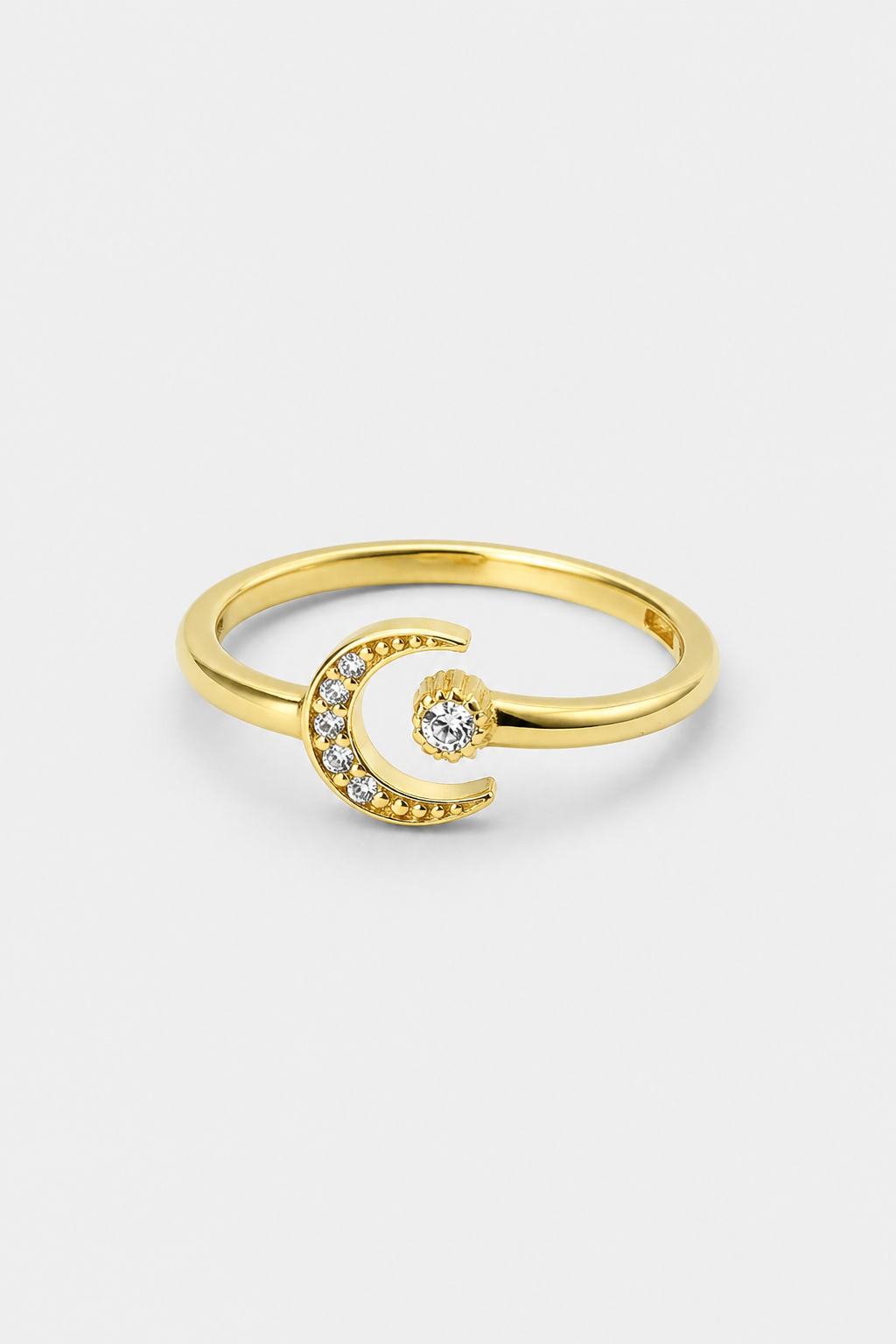 Crescent Stone Ring · Yellow Gold · Setup