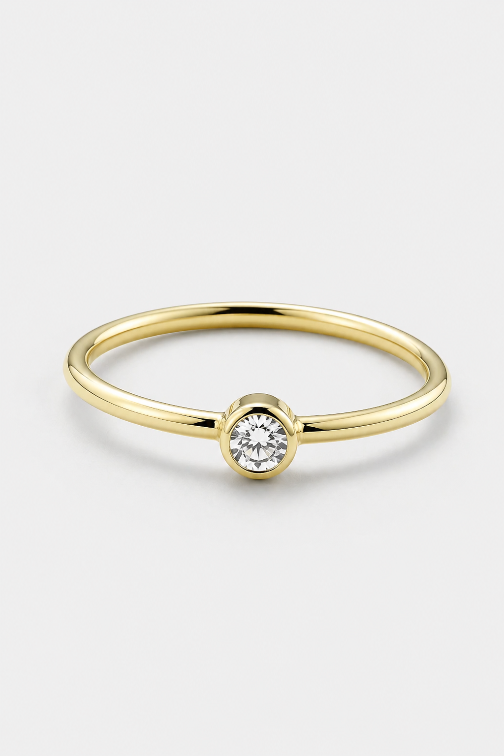 Bezel Solitaire Ring · Yellow Gold · Setup