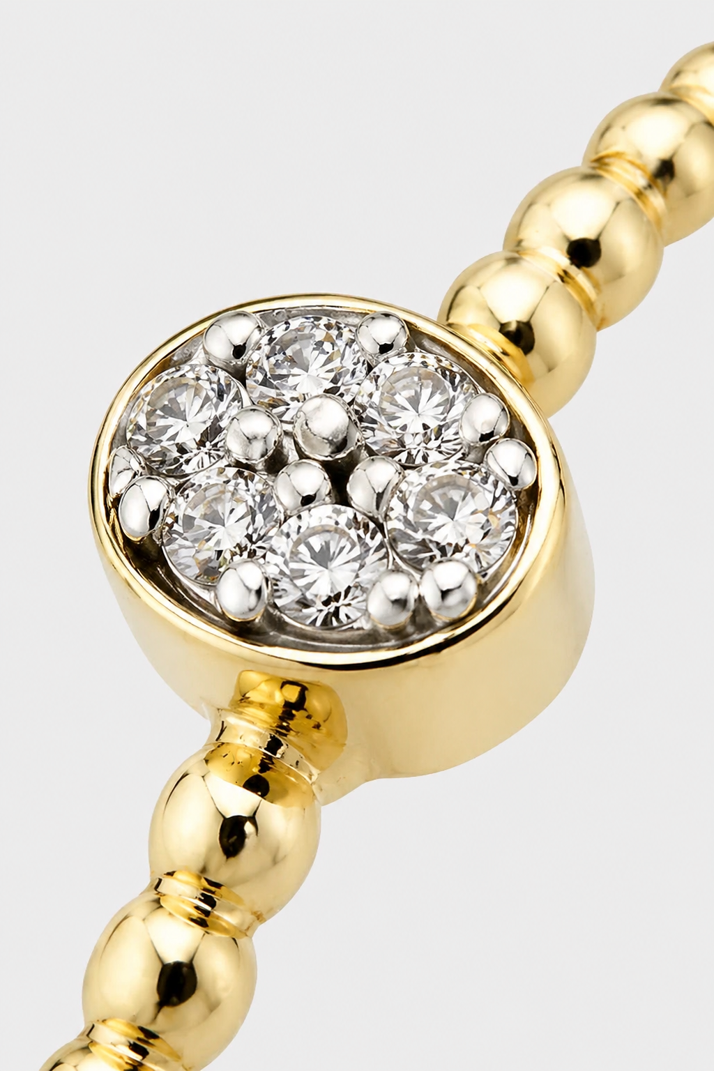 Beaded Oval Cluster Ring · Yellow Gold · Setup 2