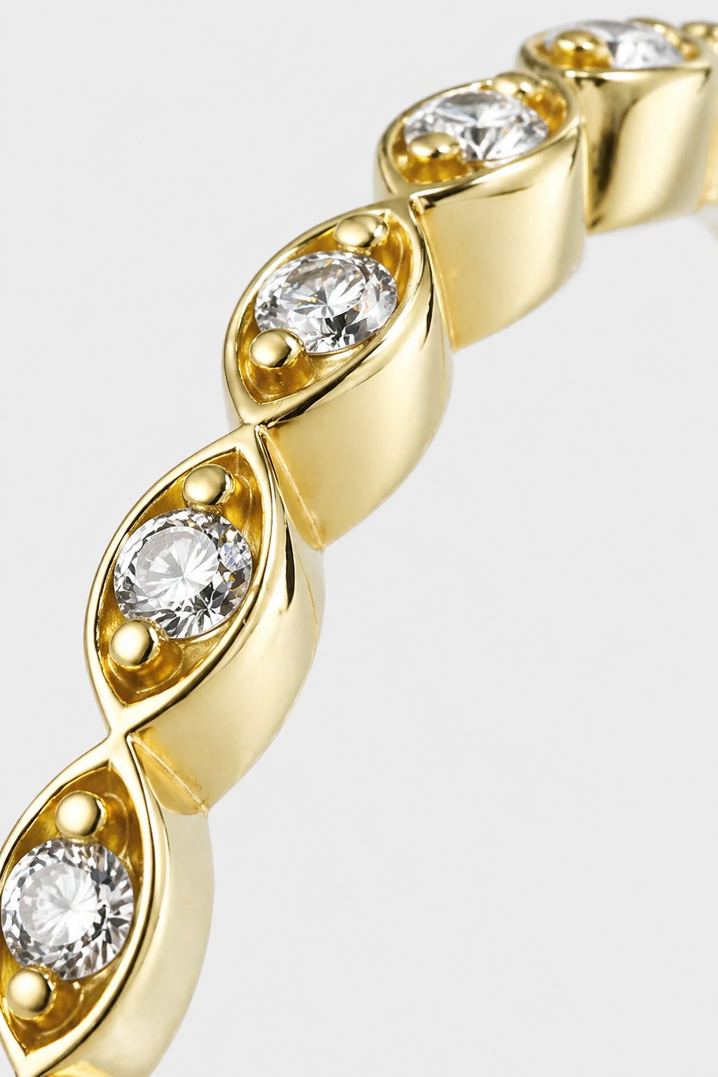 Marquise Bezel Band Ring · Yellow Gold · Setup 2