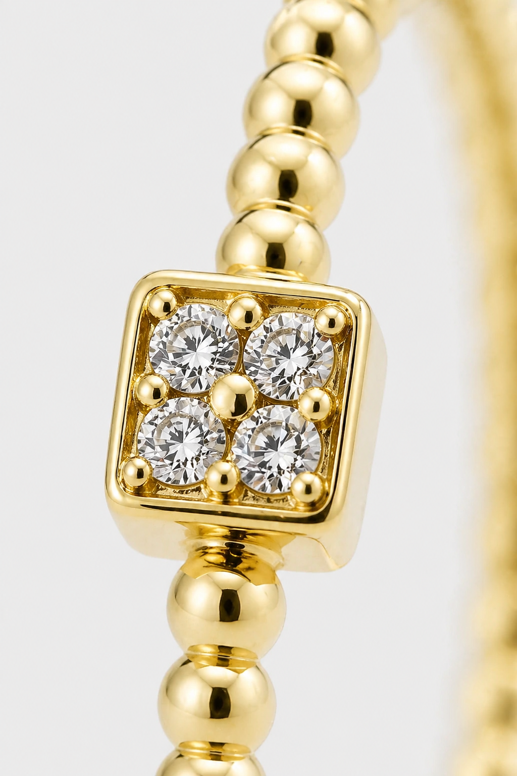 Beaded Square Ring · Yellow Gold · Setup 2