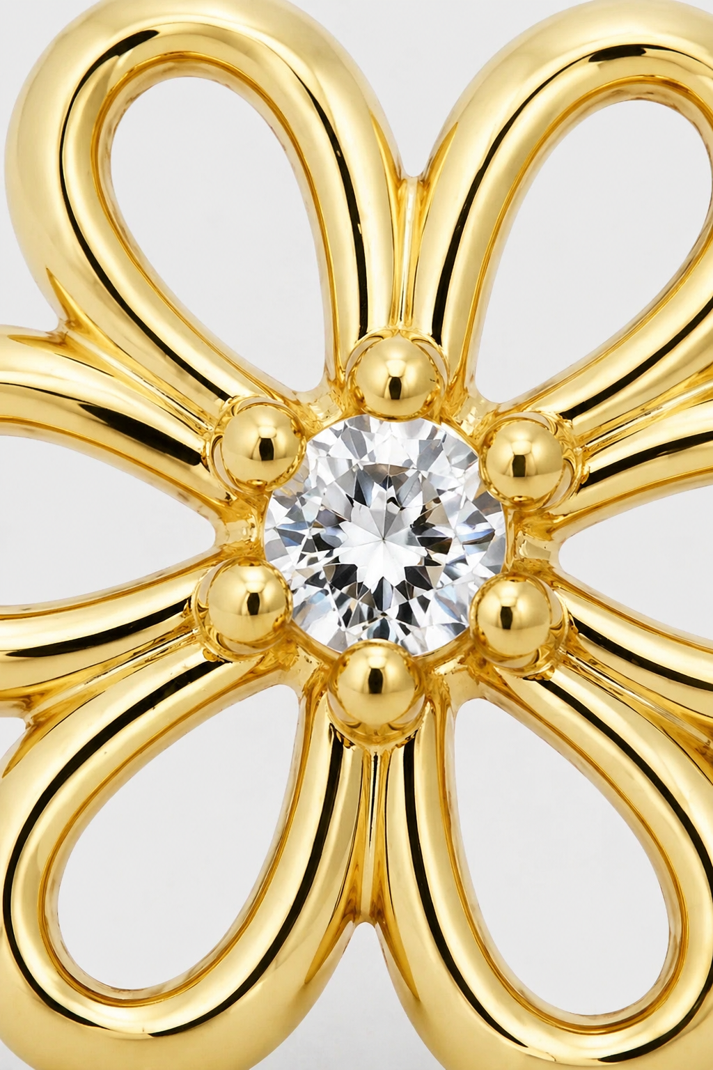 Open Bloom Studs · Yellow Gold · Setup