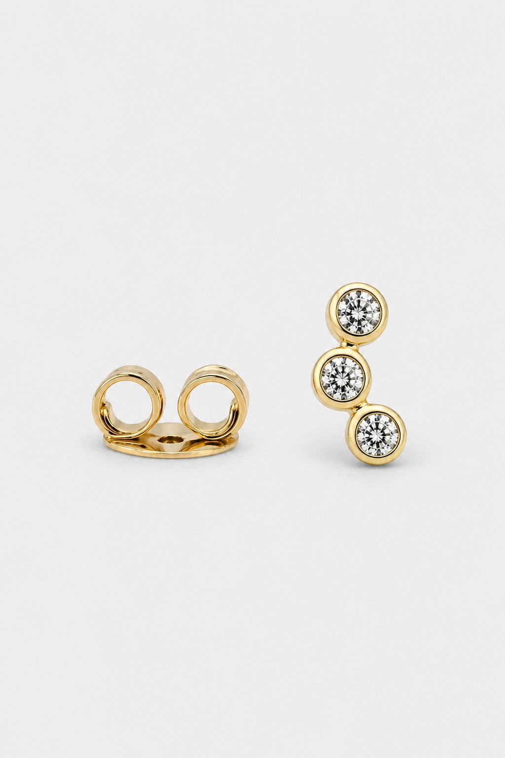 Three Stone Studs · Yellow Gold · Prompt 4
