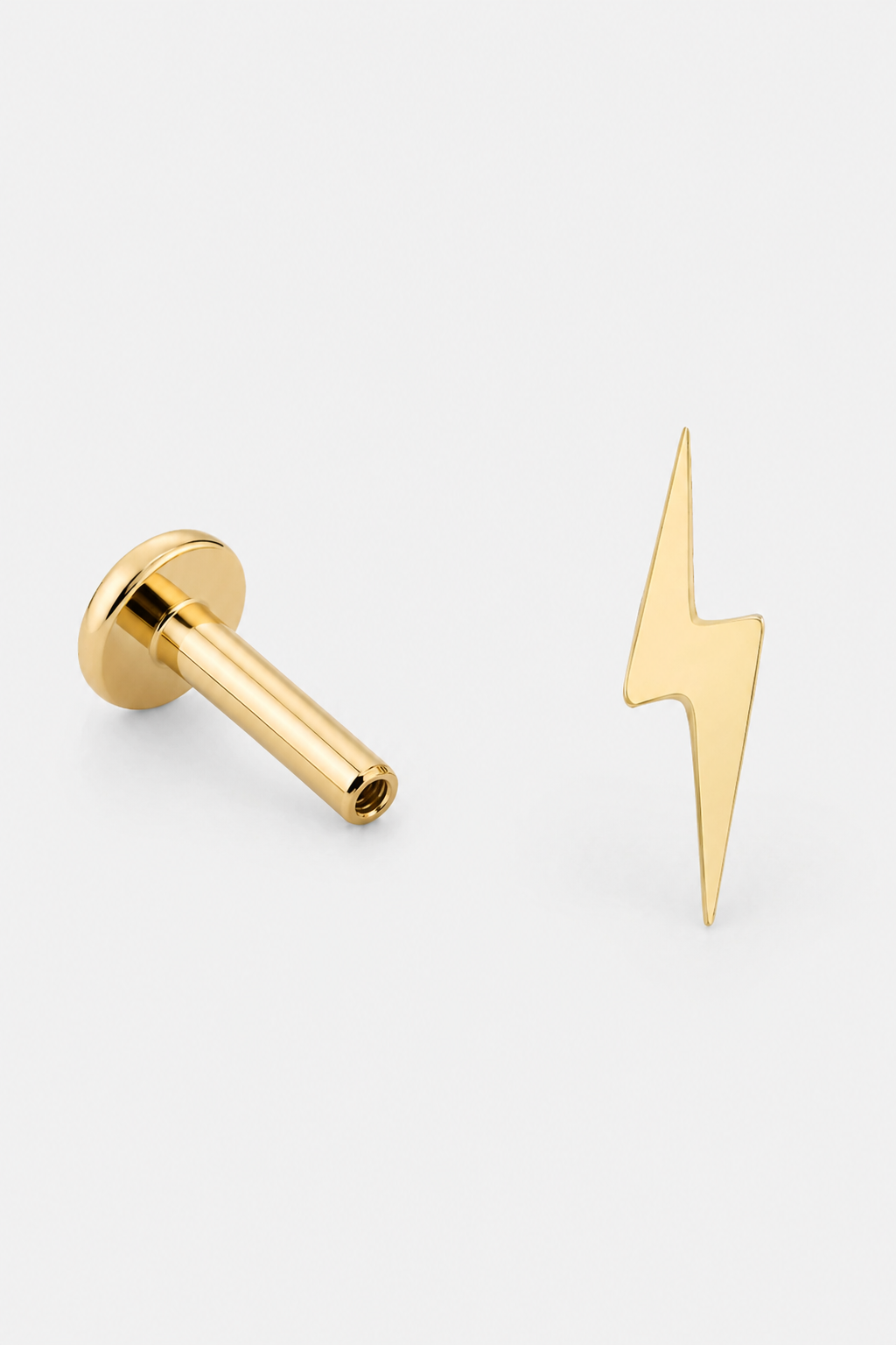14k Gold Flatback Piercing mit Blitzmotiv · Yellow Gold · Setup