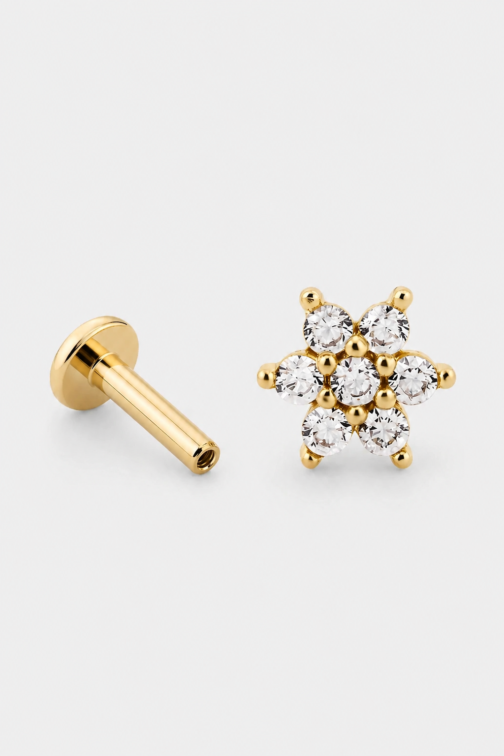 14k Gold Flatback Piercing mit Blütenmotiv · Yellow Gold · Setup