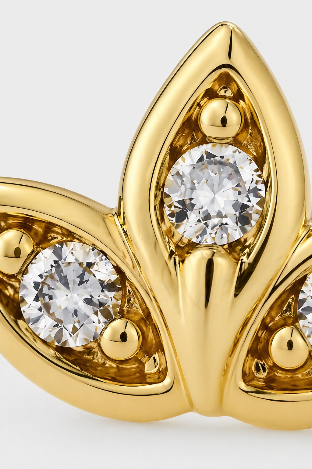 Three Petal Flatback · Yellow Gold · Setup 4