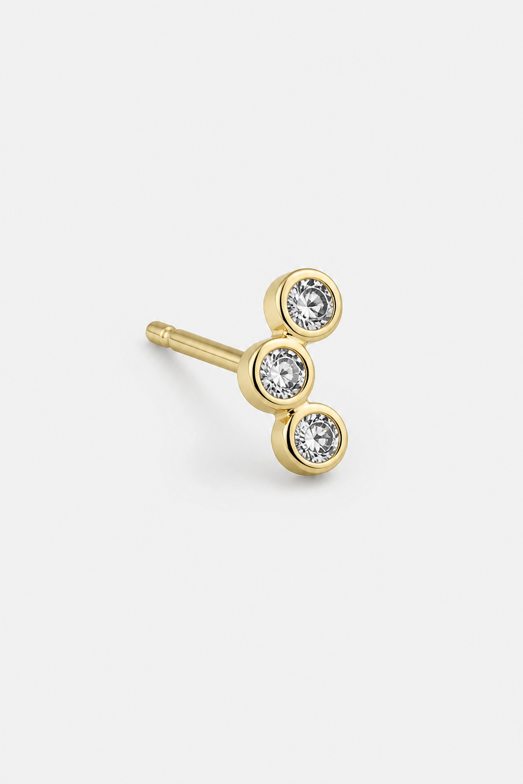 Three Stone Studs · Yellow Gold · Setup 2