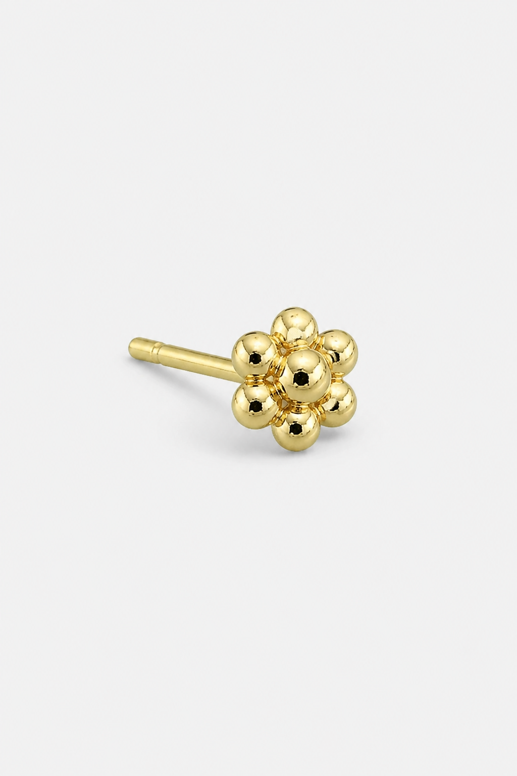 Beaded Bloom Studs · Yellow Gold · Setup 2