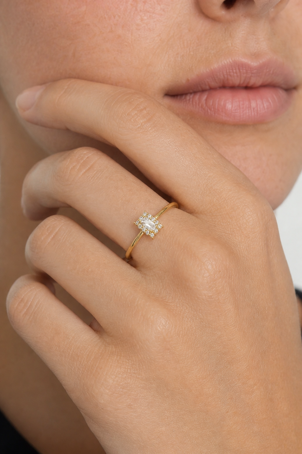 Rectangle Cluster Ring · Yellow Gold · Model 1