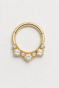 14k Gold Piercing Clicker mit klaren Zirkonia · Yellow Gold · Studio 1/3 Guided [mj-base:003-0016] [mj-variant:001] [mj-role:variant_main] [mj-rank:0]