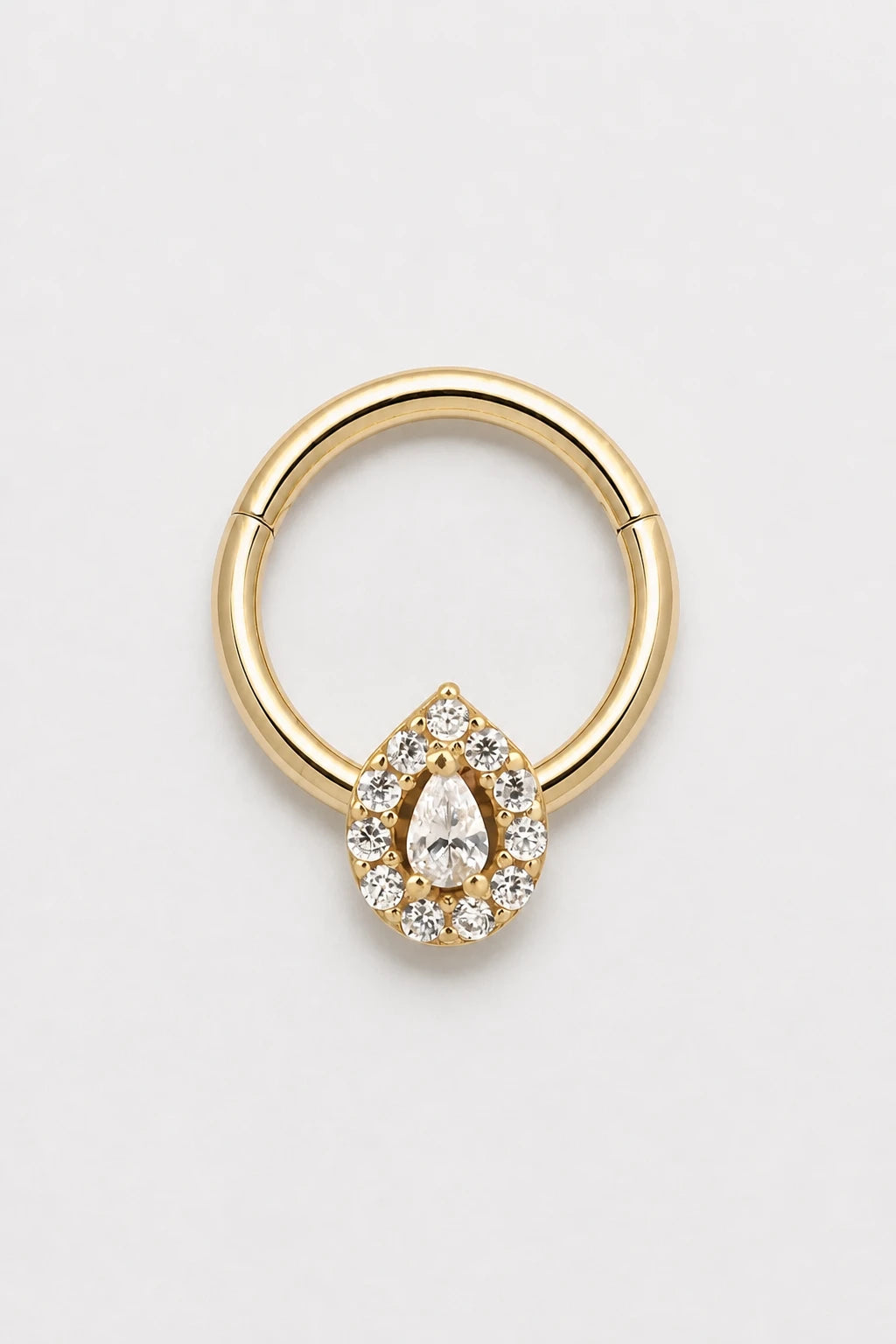 14k Gold Piercing Clicker mit Tropfen-Zirkonia · Yellow Gold · Studio 1/3 Guided