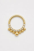 14k Gold Piercing Clicker mit Zirkonia-Cluster · Yellow Gold · Studio 1/3 Guided [mj-base:003-0026] [mj-variant:001] [mj-role:variant_main] [mj-rank:0]