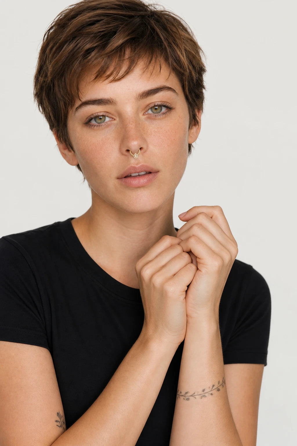 14k Gold Piercing Clicker mit Tropfen-Zirkonia · Yellow Gold · Septum 2/4 Direct Eye