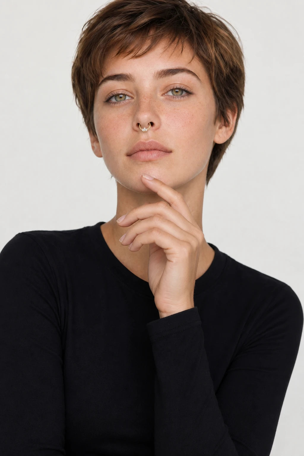 14k Gold Piercing Clicker mit drei Marquise-Zirkonia · Yellow Gold · Septum 2/4 Direct Eye