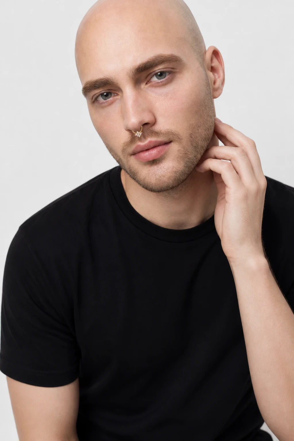 14k Gold Piercing Clicker mit Blütenmotiv · Yellow Gold · Septum 2/4 Direct Eye