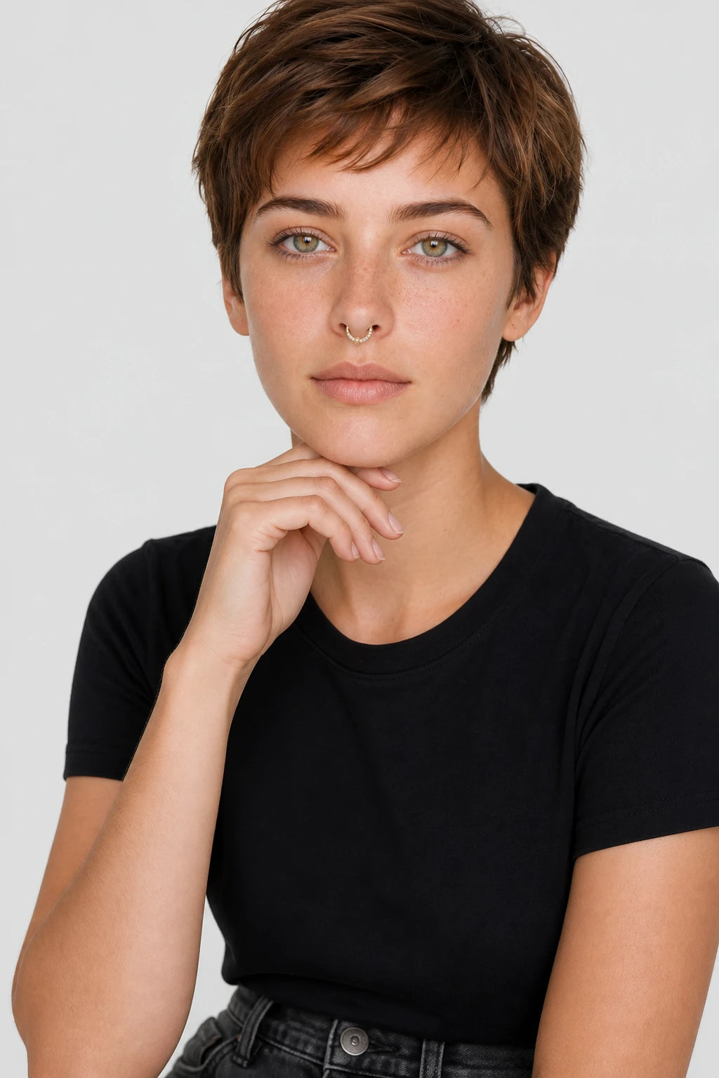 14k Gold Piercing Clicker mit Pavé-Zirkonia · Yellow Gold · Septum 2/4 Direct Eye