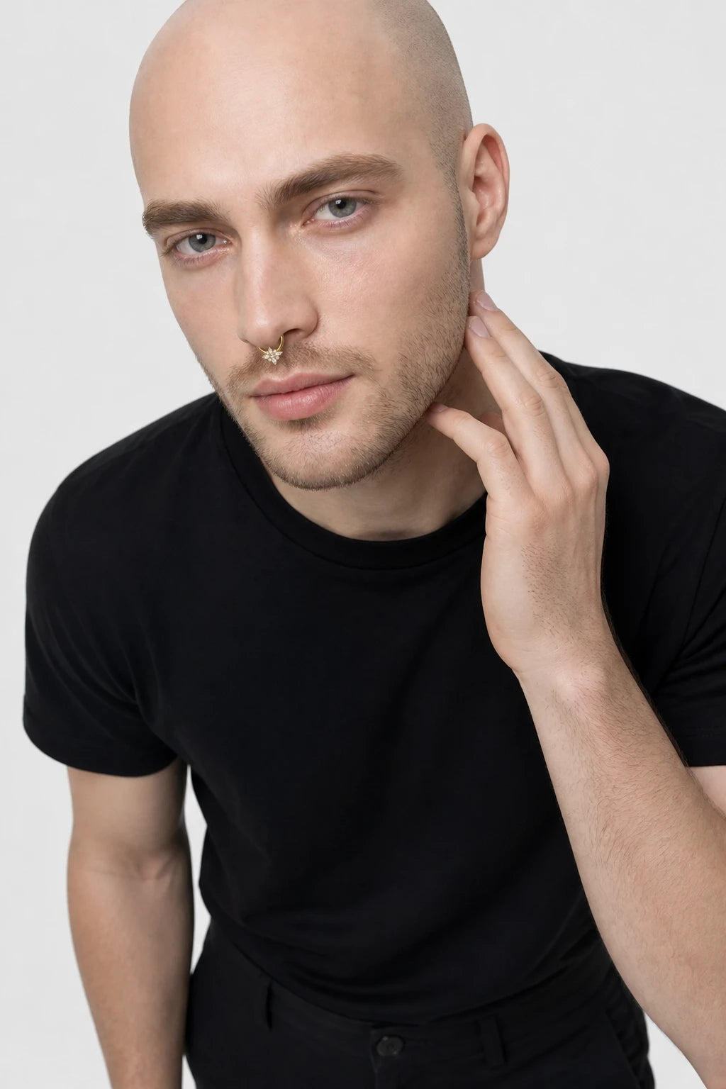 14k Gold Piercing Clicker mit Blütenmotiv · Yellow Gold · Septum 3/4 Direct High