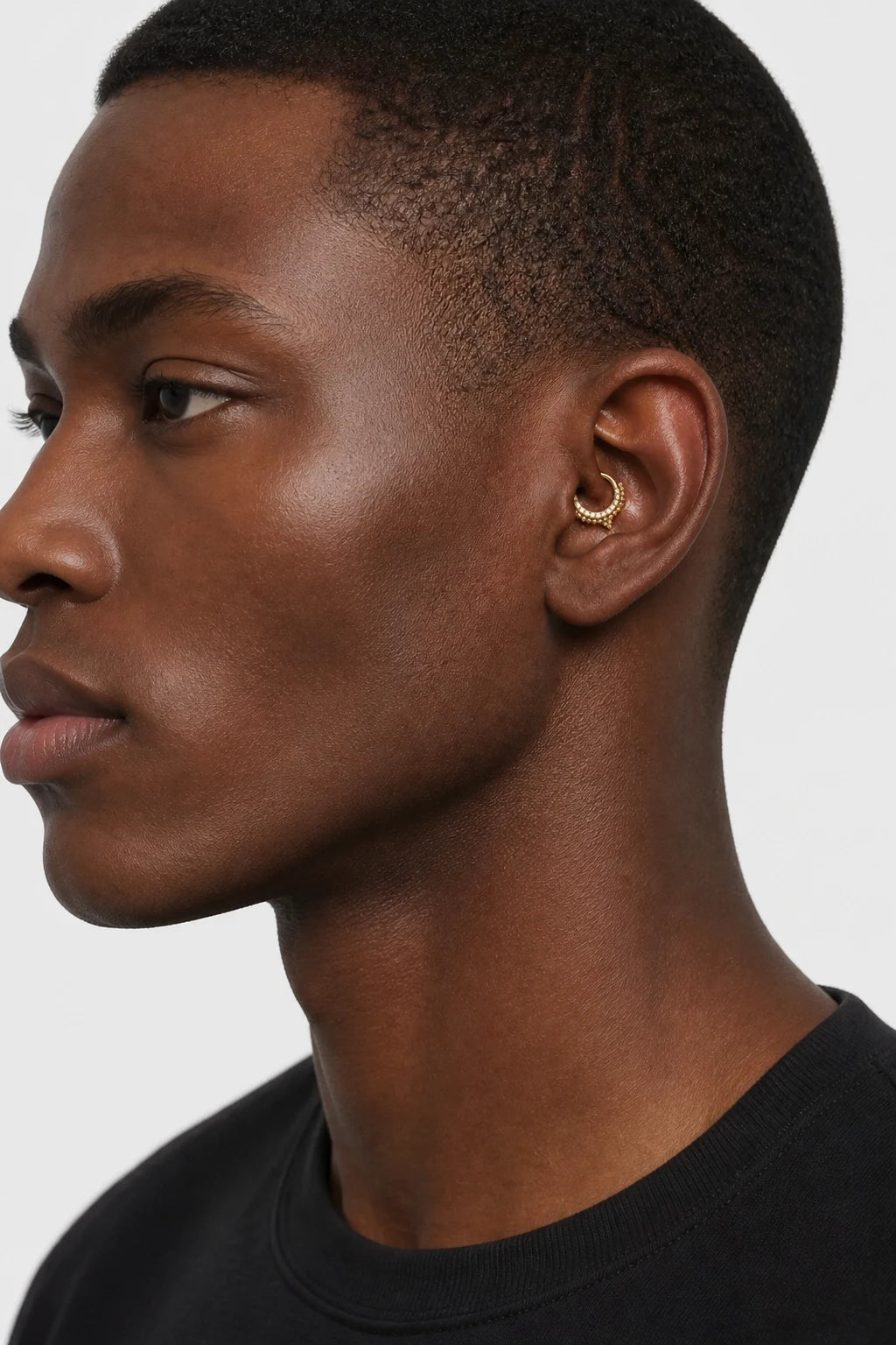 14k Gold Piercing Clicker mit Kugelstruktur · Yellow Gold · D Stack 4/6 Eyes Pose Copy