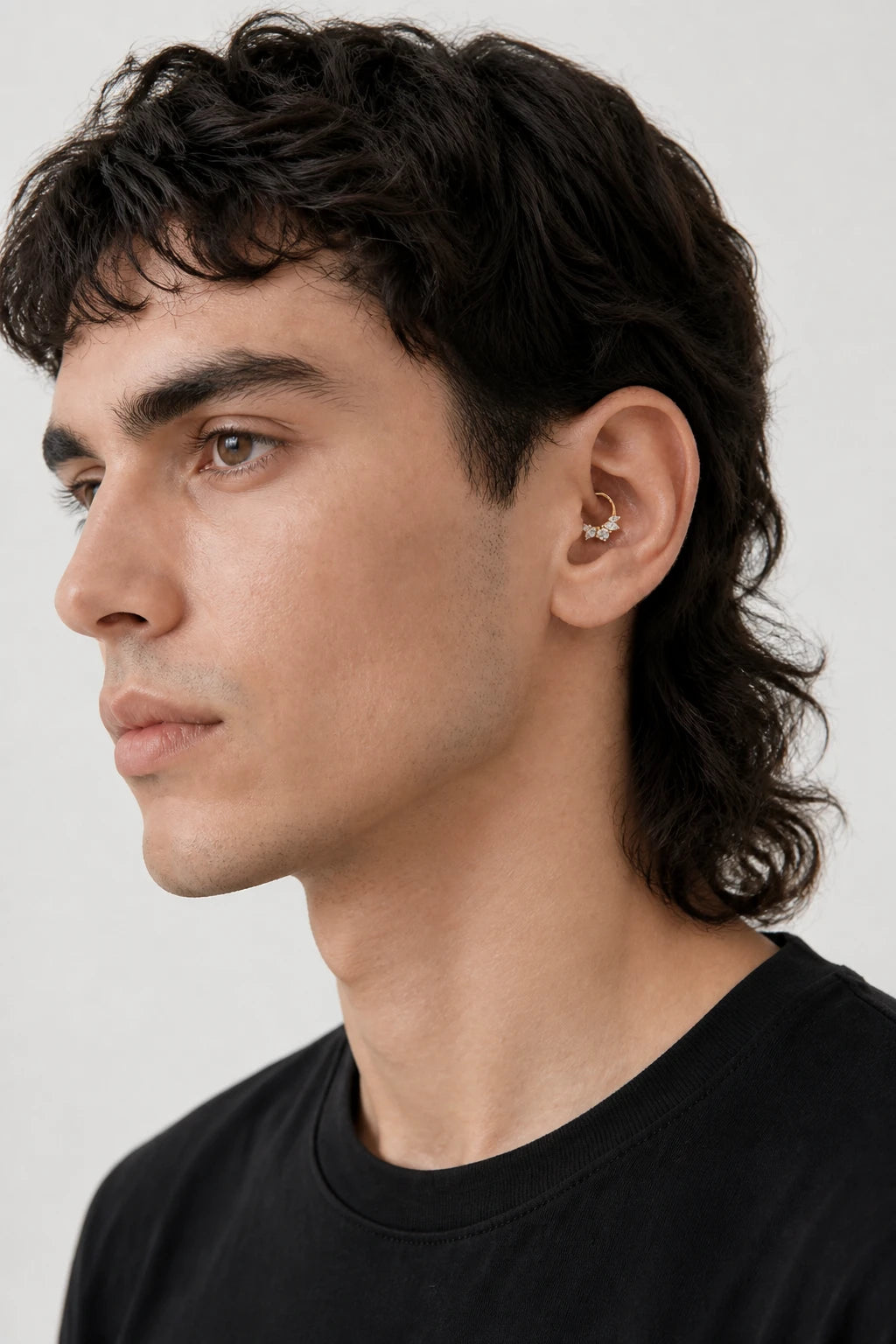 14k Gold Piercing Clicker mit Marquise-Zirkonia · Yellow Gold · D Stack 4/6 Eyes Pose Copy