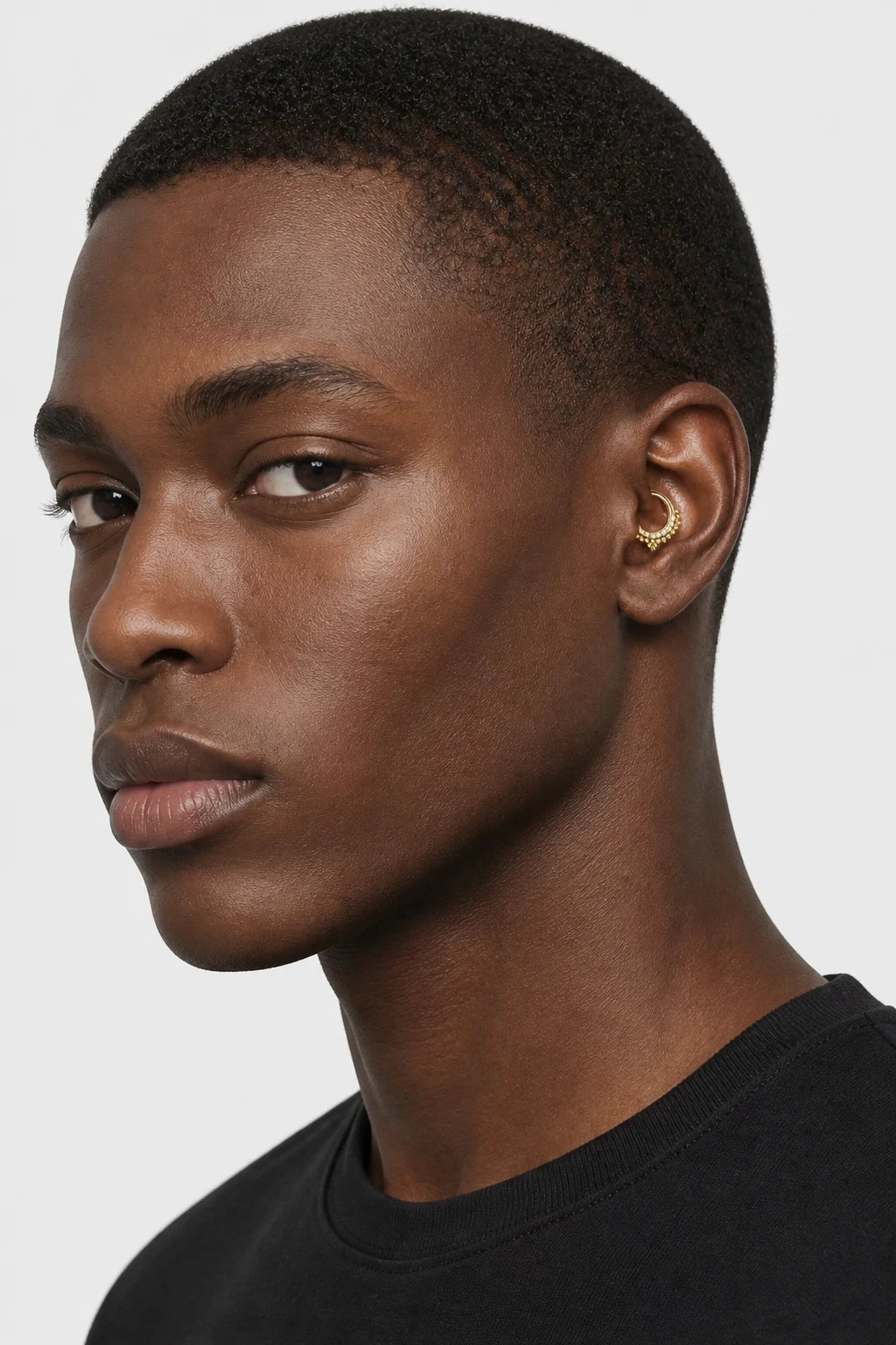 14k Gold Piercing Clicker mit Kugelstruktur · Yellow Gold · D Stack 4/6 Eyes Pose Copy