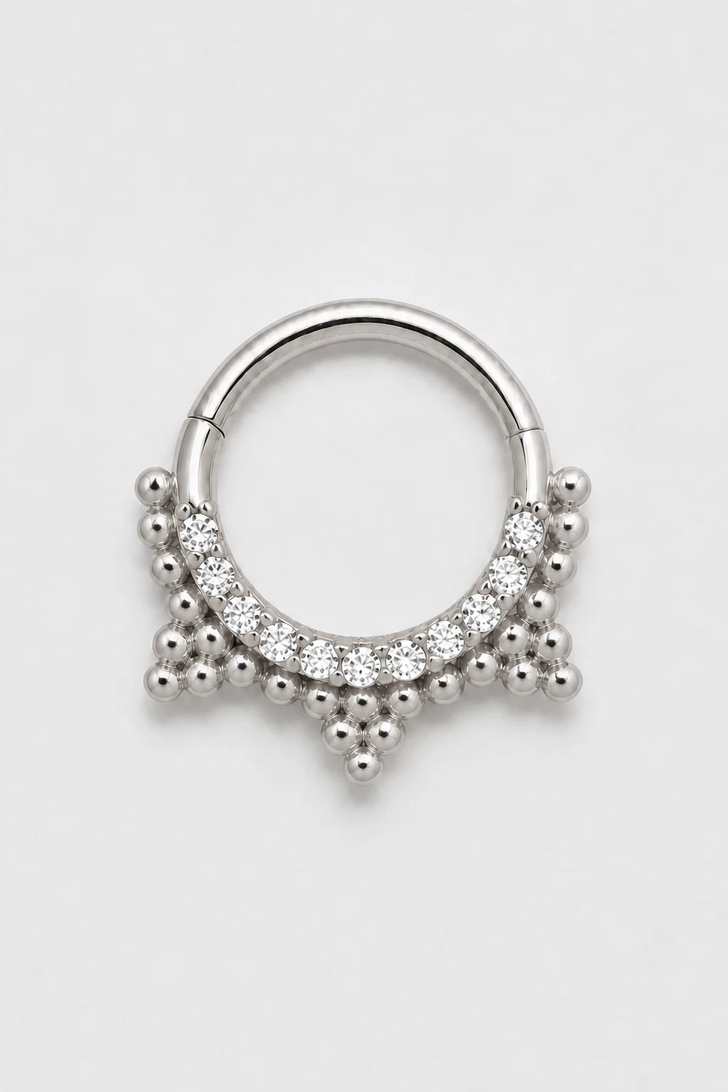 14k Gold Piercing Clicker mit Kugelstruktur · White Gold · Studio 1/3 Guided