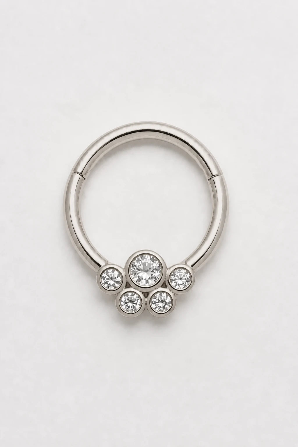 14k Gold Piercing Clicker mit Zirkonia-Cluster · White Gold · Studio 1/3 Guided
