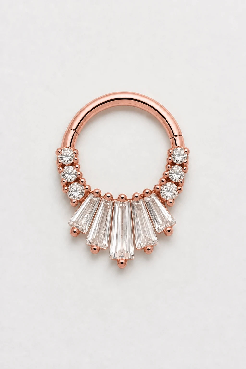 14k Gold Piercing Clicker mit Baguette-Zirkonia · Rose Gold · Studio 1/3 Guided