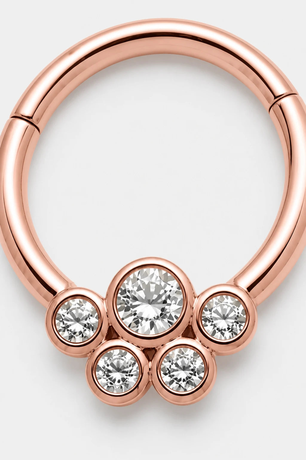 14k Gold Piercing Clicker mit Zirkonia-Cluster · Rose Gold · Studio 2/3 Macro