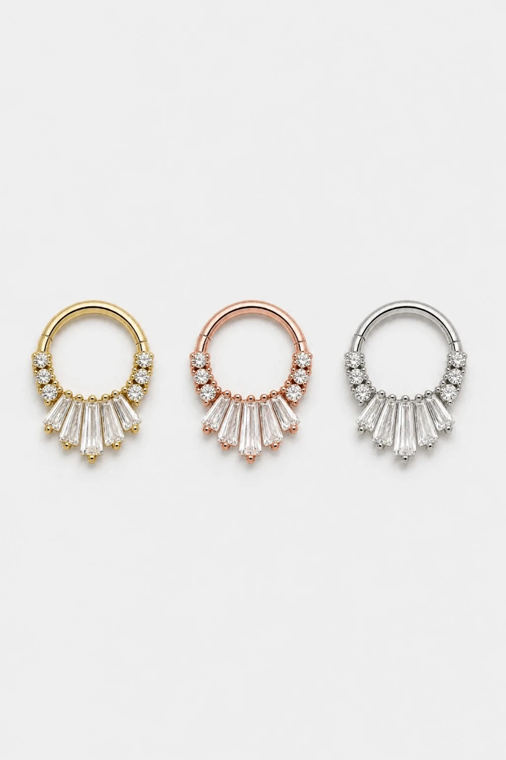 14k Gold Piercing Clicker mit Baguette-Zirkonia · Yellow Gold · Studio 5/5 Colorways