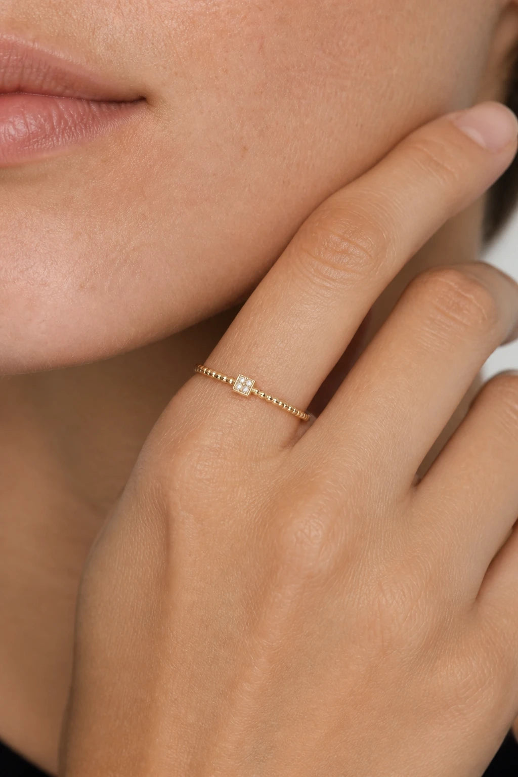 Beaded Square Ring · Yellow Gold · Model 1