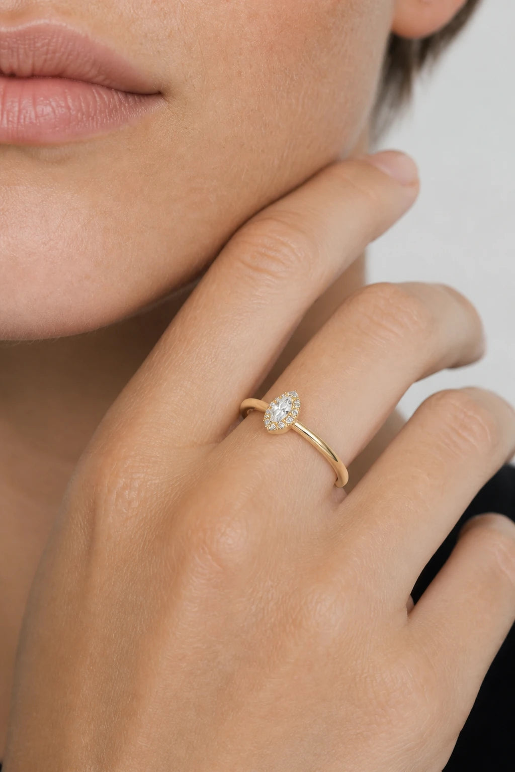 Marquise Halo Ring · Yellow Gold · Model 1