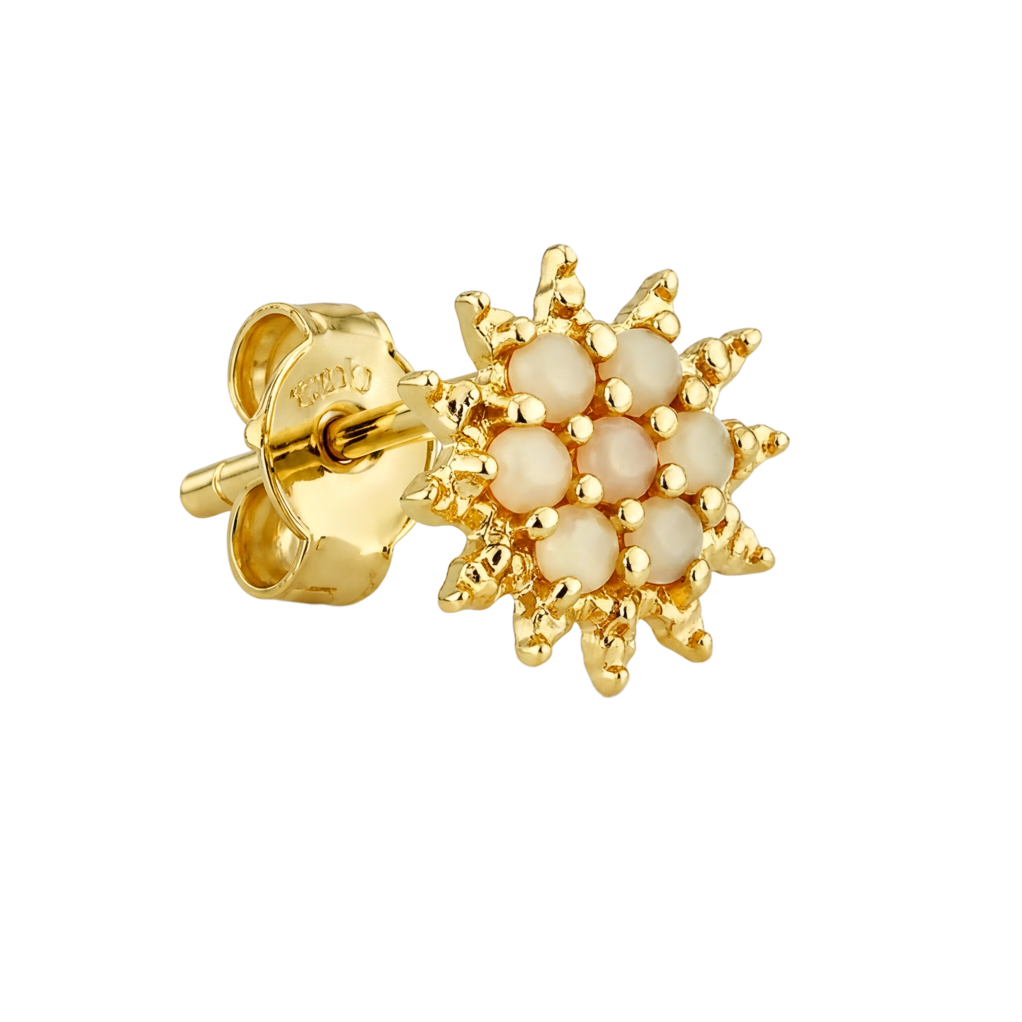 Pearl Bloom Studs · Yellow Gold · Hero 3/3 BG Remove