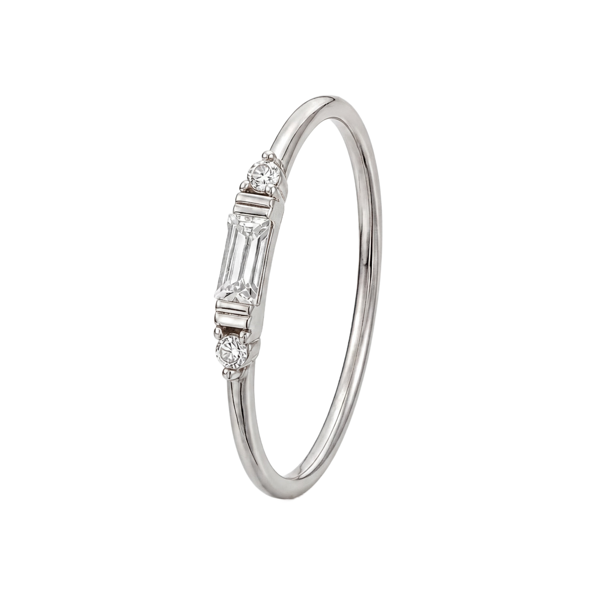 Baguette Trio Ring · White Gold · Hero 3/3 BG Remove
