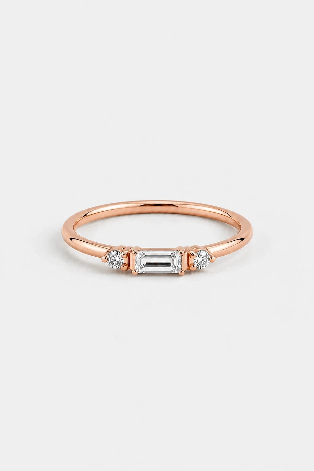 Baguette Trio Ring · Rose Gold · Setup