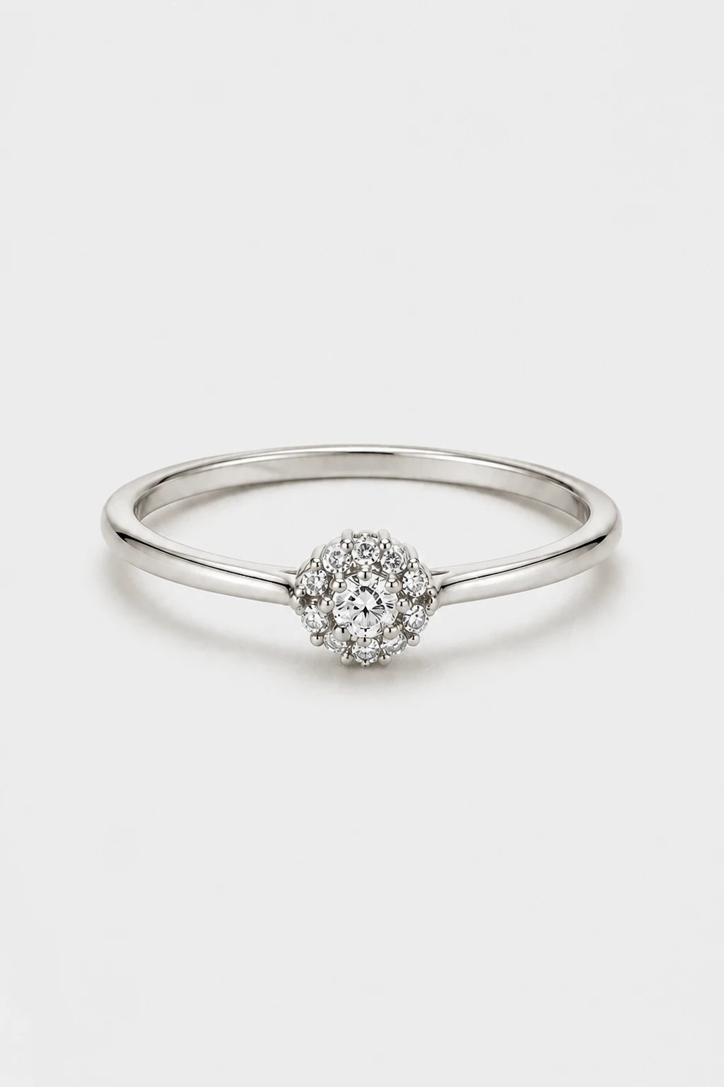 Round Cluster Ring · White Gold · Setup
