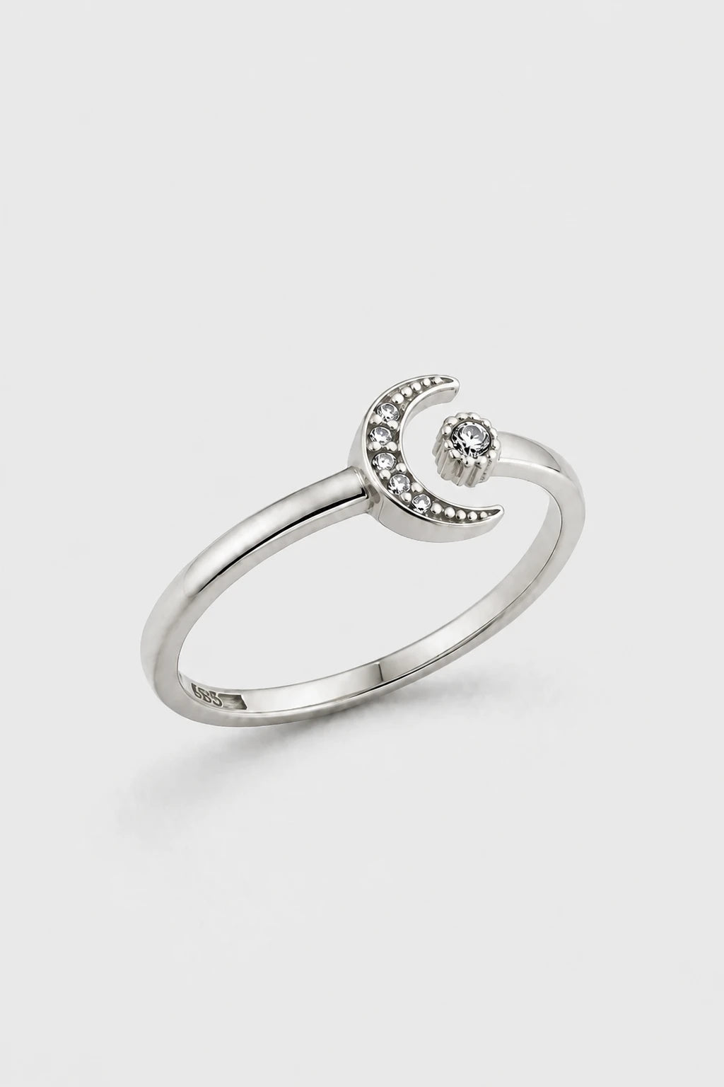 Crescent Stone Ring · White Gold · Setup 6