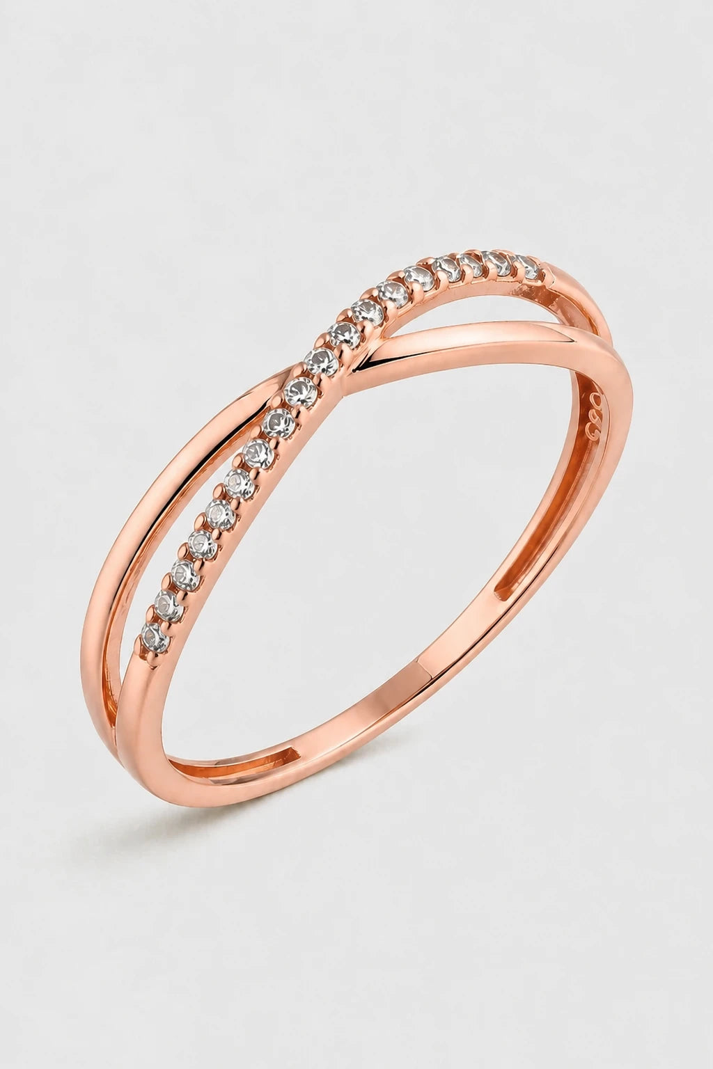 Crossing Pave Ring · Rose Gold · Setup 6