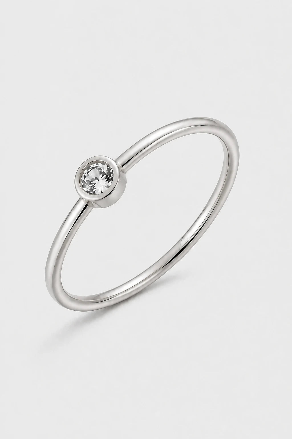 Bezel Solitaire Ring · White Gold · Setup 6