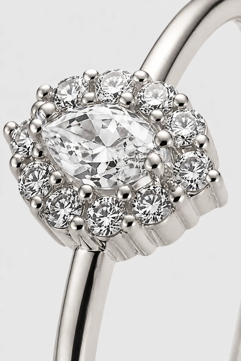 Pear Halo Ring · White Gold · Setup 2