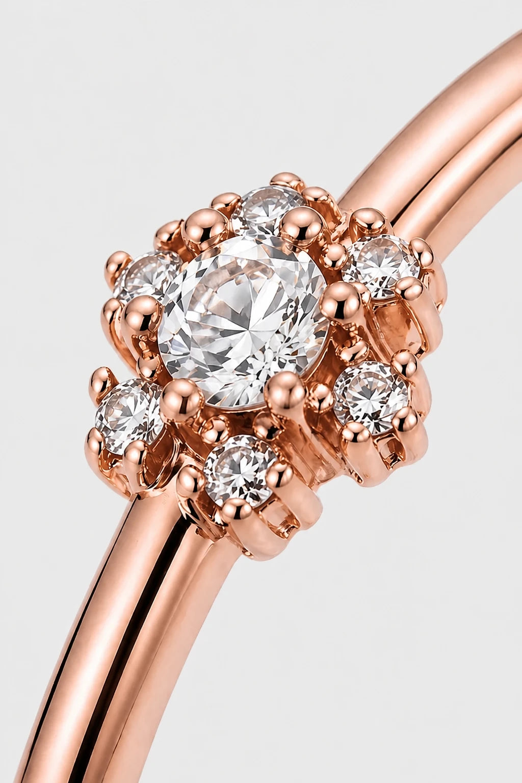 Round Cluster Ring · Rose Gold · Setup 2