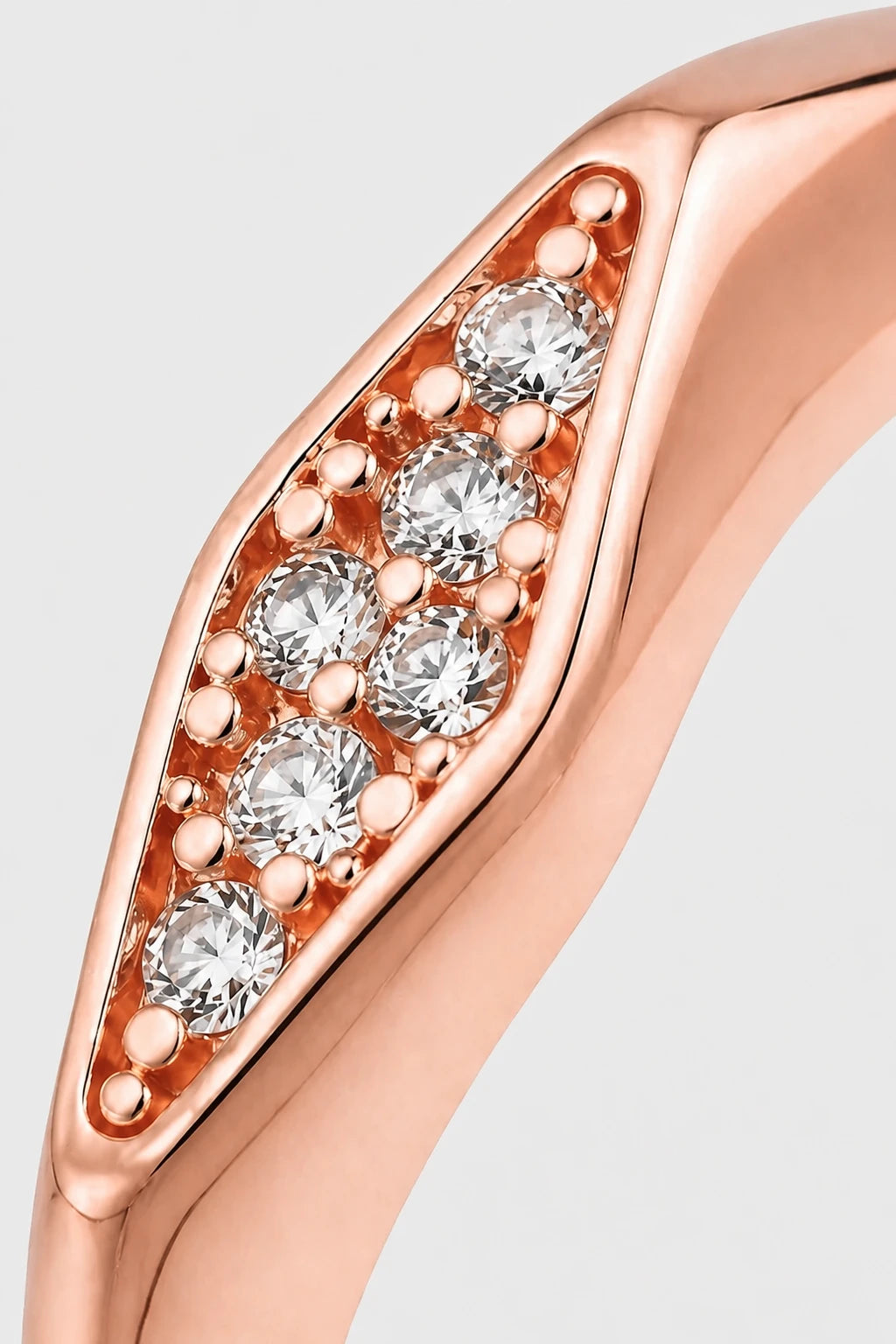 Tapered Cluster Ring · Rose Gold · Setup 2
