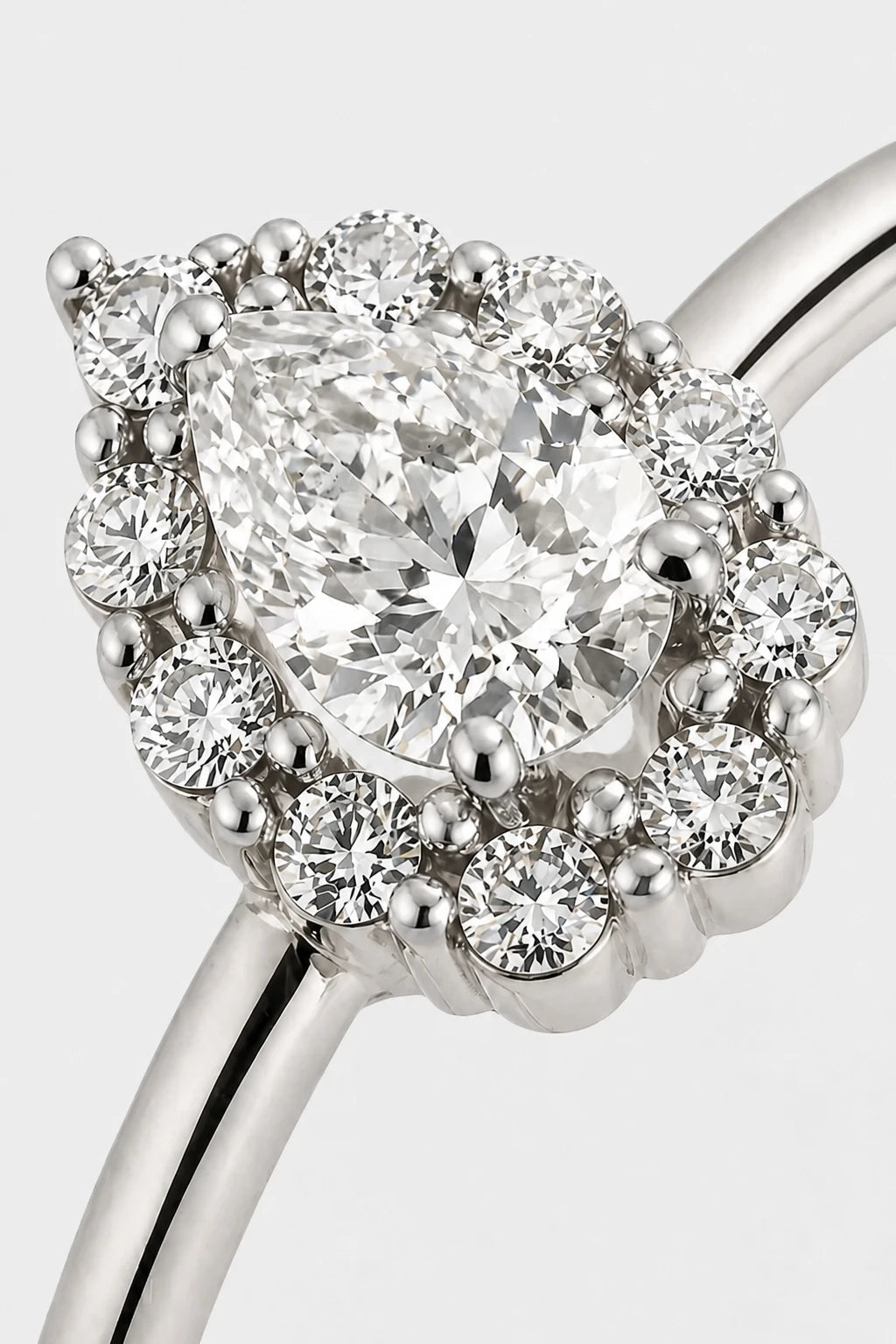 Dew Drop Halo Ring · White Gold · Setup 2