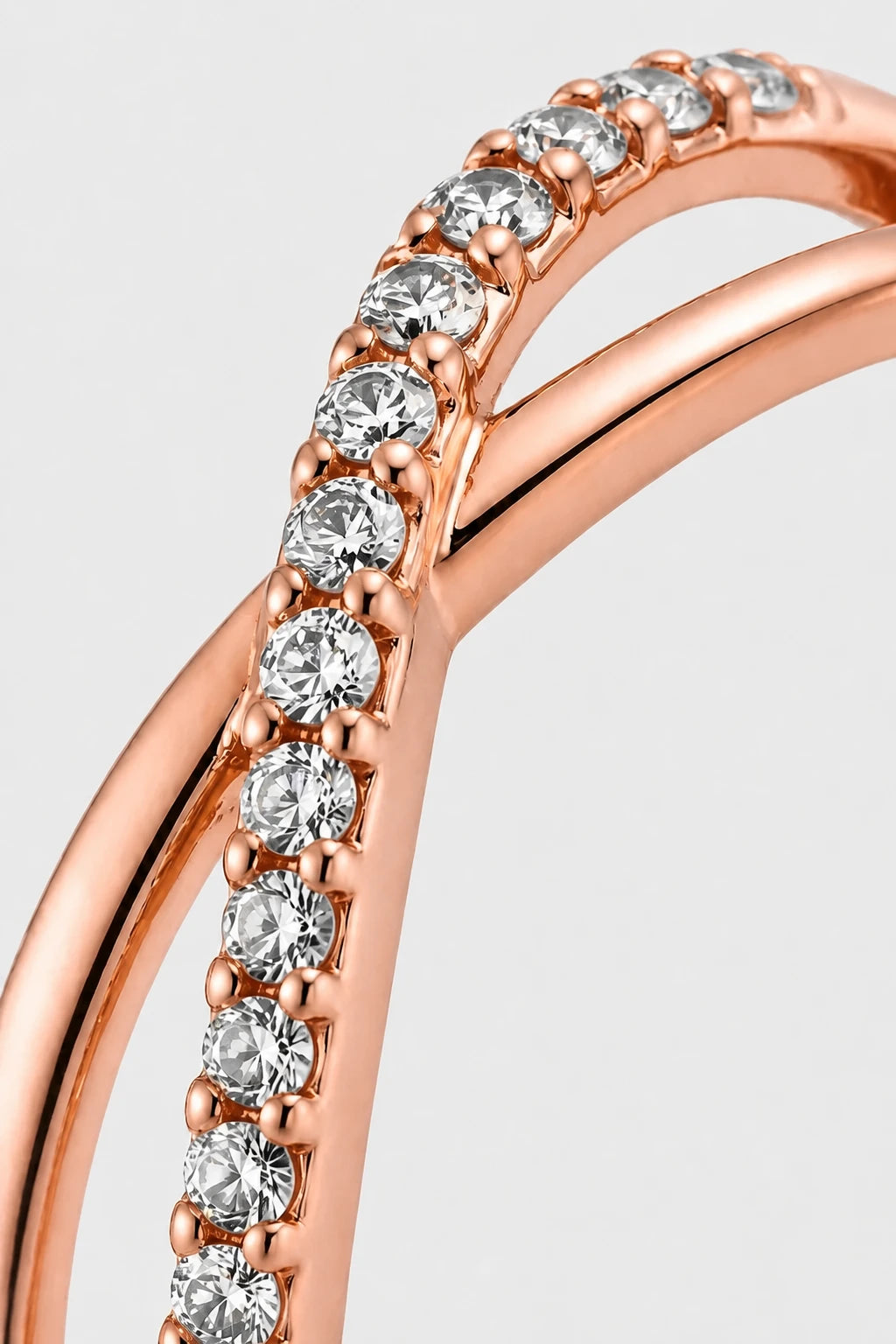 Crossing Pave Ring · Rose Gold · Setup 2